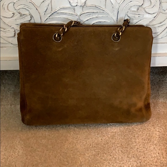 Chanel Vintage Suede Tote - Picture 5 of 8